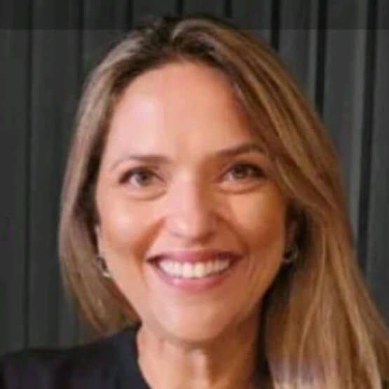 Flávia Moreira