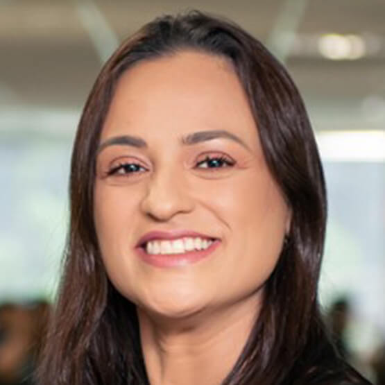 Távira Magalhães
